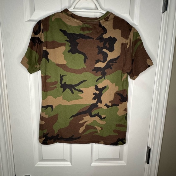 5/$25 Boys Ralph Lauren Camouflage T-Shirt Size 10/12 Used - Picture 5 of 5